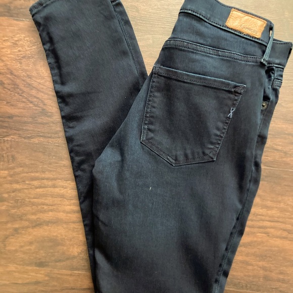 Express skinny jeggings